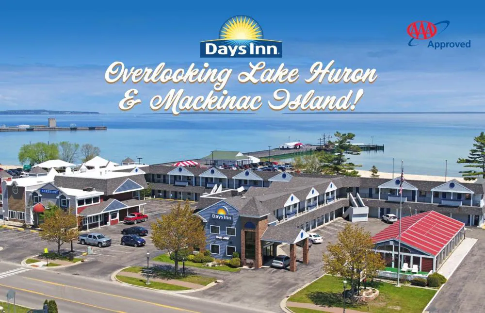 Days Inn by Wyndham Mackinaw City - Lakeview hotel hero