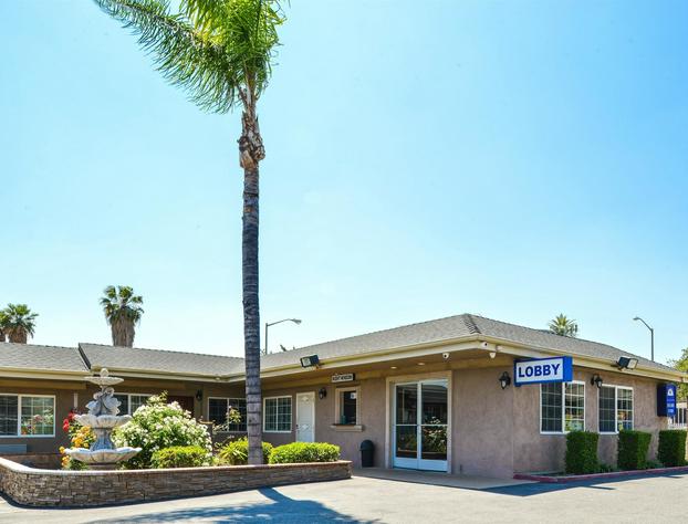 Americas Best Value Inn & Suites San Bernardino hotel detail image 1