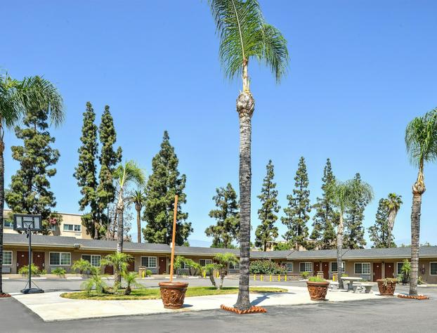 Americas Best Value Inn & Suites San Bernardino hotel detail image 2