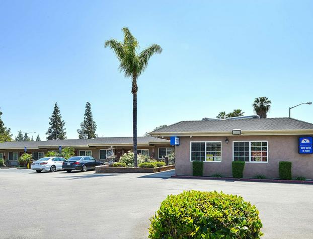 Americas Best Value Inn & Suites San Bernardino hotel detail image 1