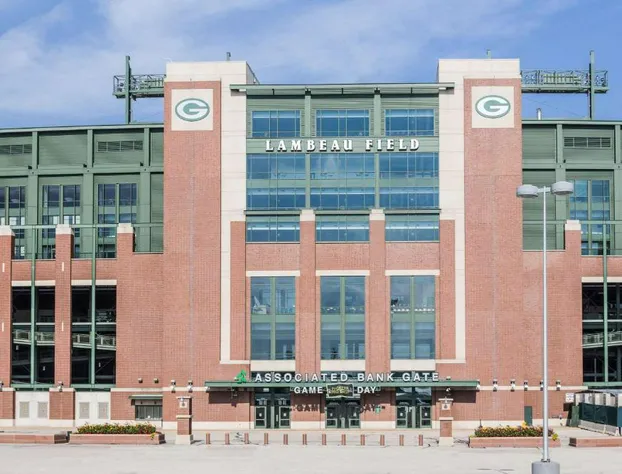 Super 8 by Wyndham Green Bay Near Stadium hotel detail image 3