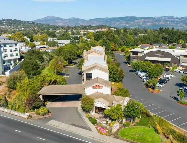 Hawthorn Suites by Wyndham Napa Valley hotel detail image 2