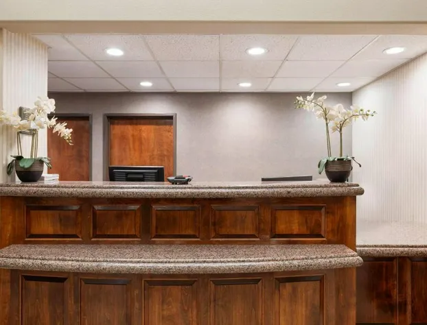 Hawthorn Suites by Wyndham Napa Valley hotel detail image 3