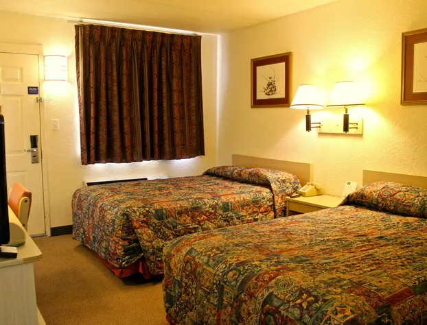 QC Stay Inn hotel detail image 1