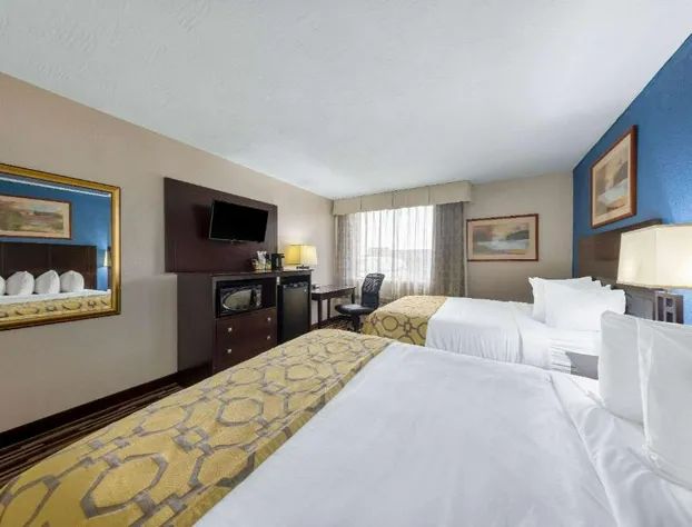 Baymont by Wyndham Springfield South Hwy 65 hotel detail image 4