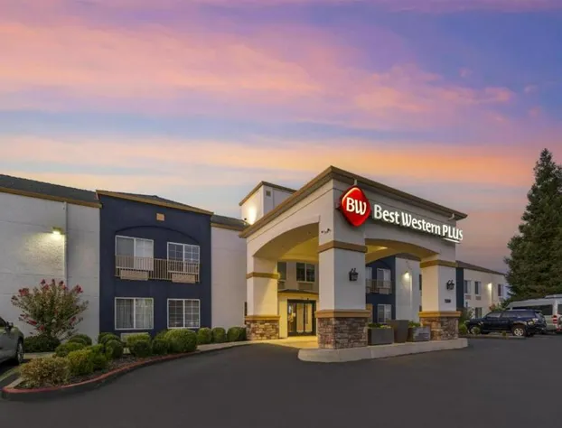 Best Western Plus Twin View Inn & Suites hotel detail image 2