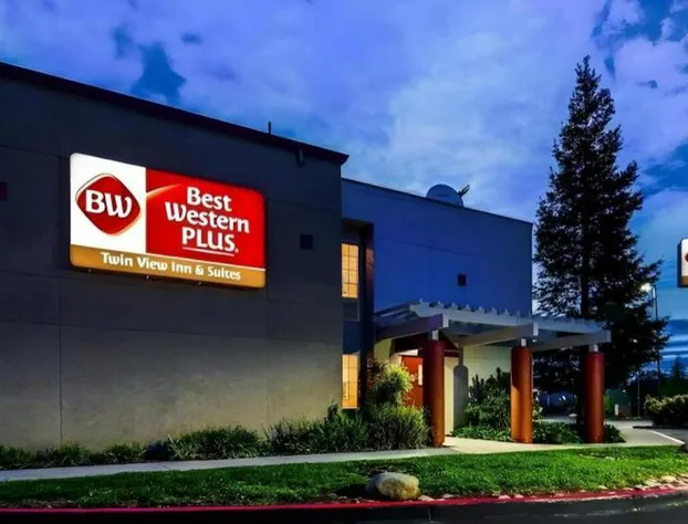 Best Western Plus Twin View Inn & Suites hotel detail image 3