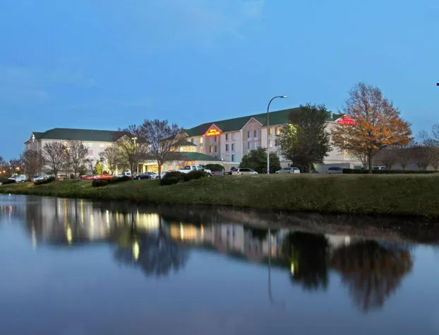Hilton Garden Inn Chesapeake/Greenbrier hotel detail image 2