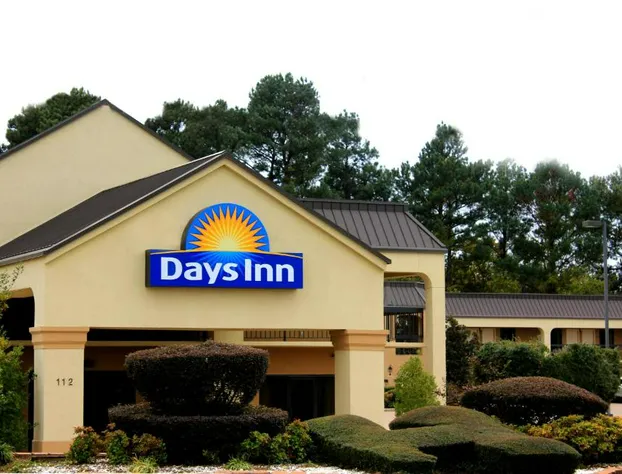Days Inn by Wyndham Longview South hotel detail image 1