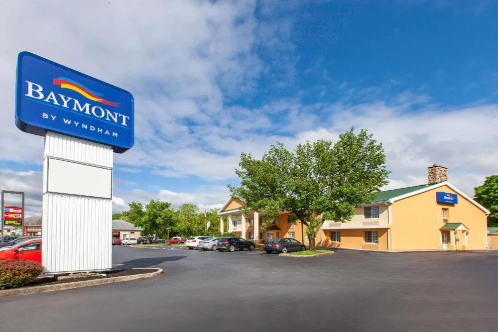 Baymont by Wyndham Harrisburg hotel hero