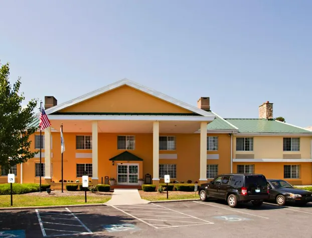 Baymont by Wyndham Harrisburg hotel detail image 2