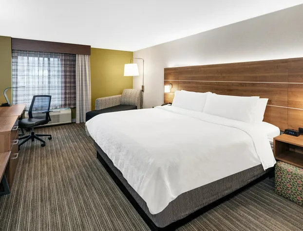 Holiday Inn Express Hotel & Suites Tilton - Lakes Region by IHG hotel detail image 3