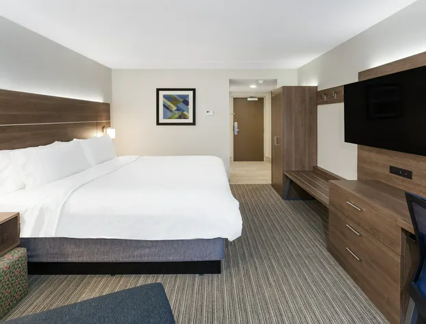 Holiday Inn Express Hotel & Suites Tilton - Lakes Region by IHG hotel detail image 4