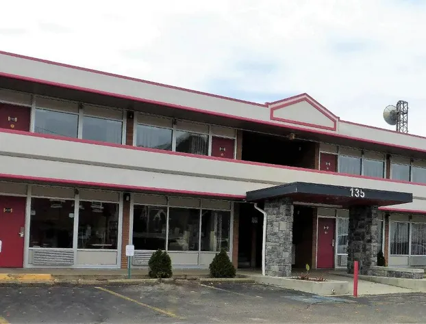 Econo Lodge Zanesville Downtown hotel detail image 2