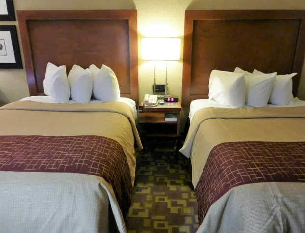 Econo Lodge Zanesville Downtown hotel detail image 4