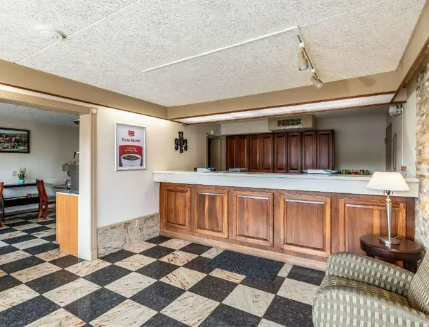 Econo Lodge Zanesville Downtown hotel detail image 2