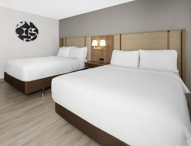 Holiday Inn Roanoke-Tanglewood-Rt 419&i581 by IHG hotel detail image 1