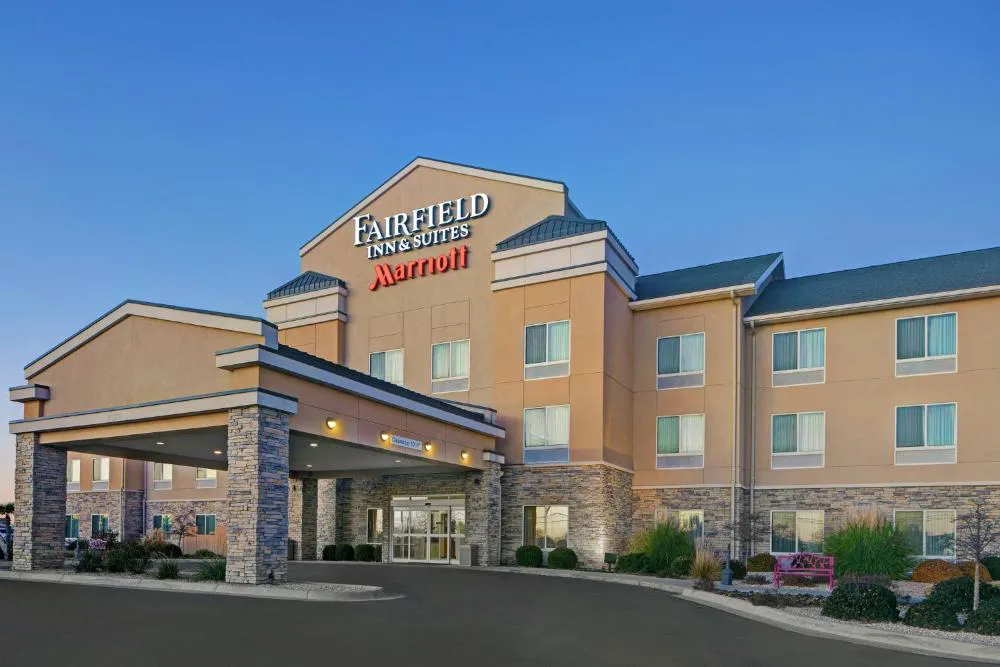 Fairfield Inn & Suites by Marriott Carlsbad hotel hero