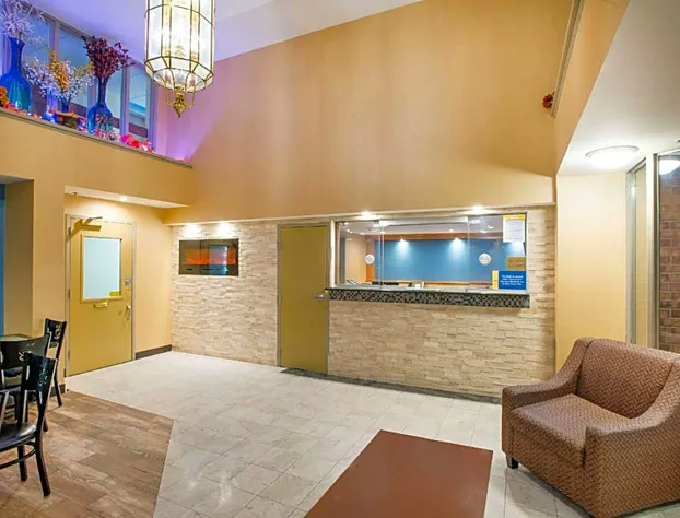 Days Inn by Wyndham New Haven hotel detail image 2