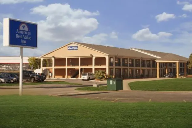 Americas Best Value Inn Waco hotel detail image 1