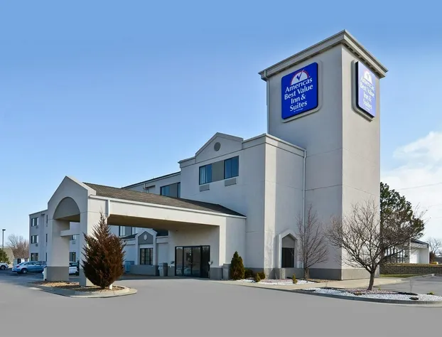 Quality Inn Lees Summit - Kansas City hotel detail image 2