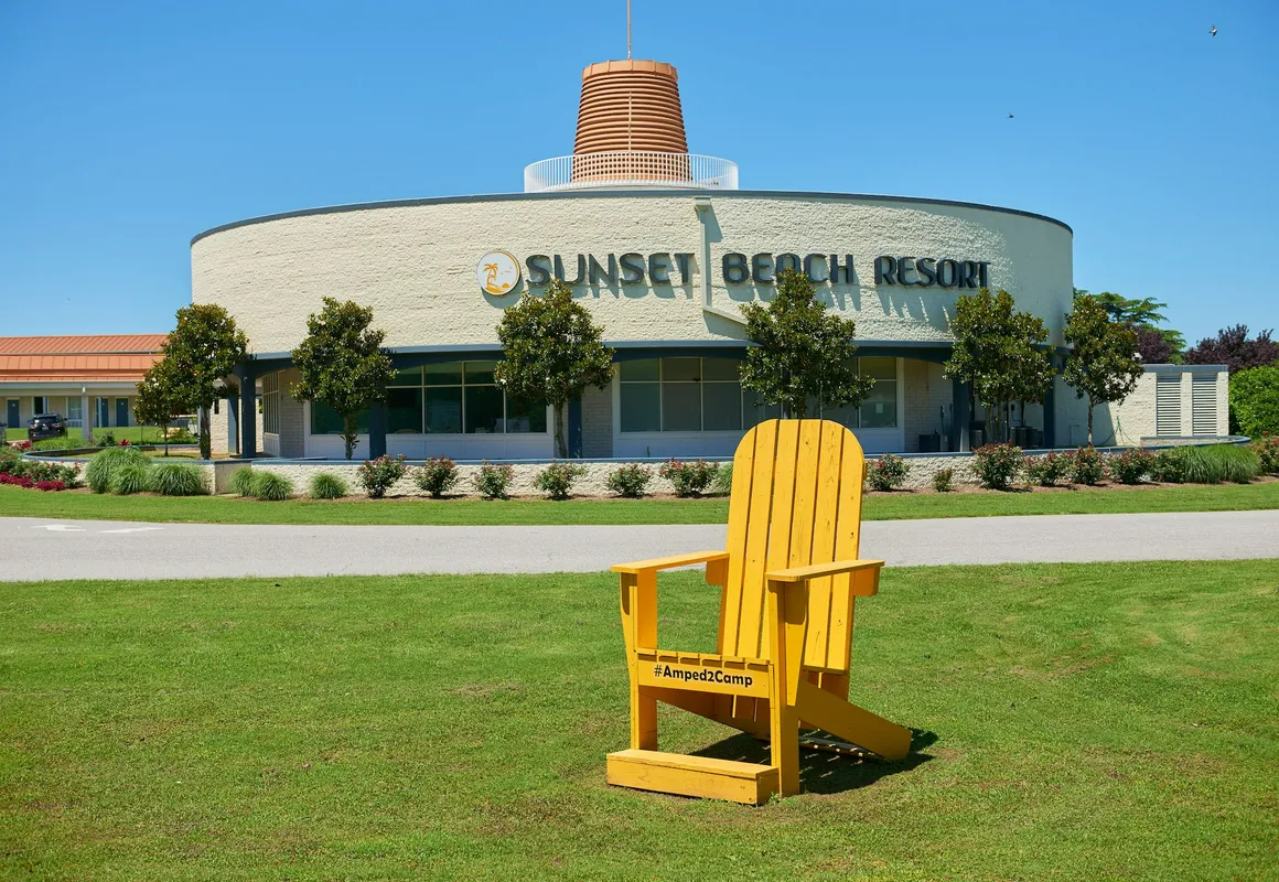 Sunset Beach Resort hotel hero