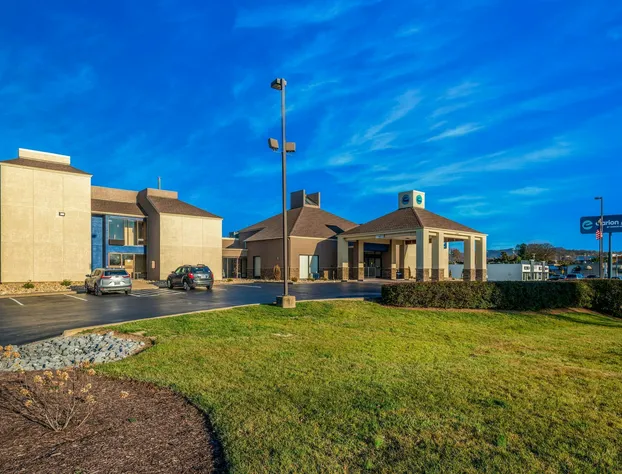 Clarion Pointe Harrisonburg hotel detail image 2