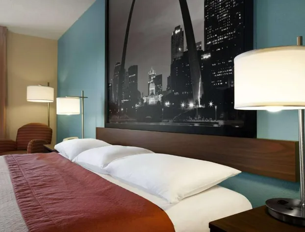 Super 8 by Wyndham Collinsville St. Louis hotel detail image 4