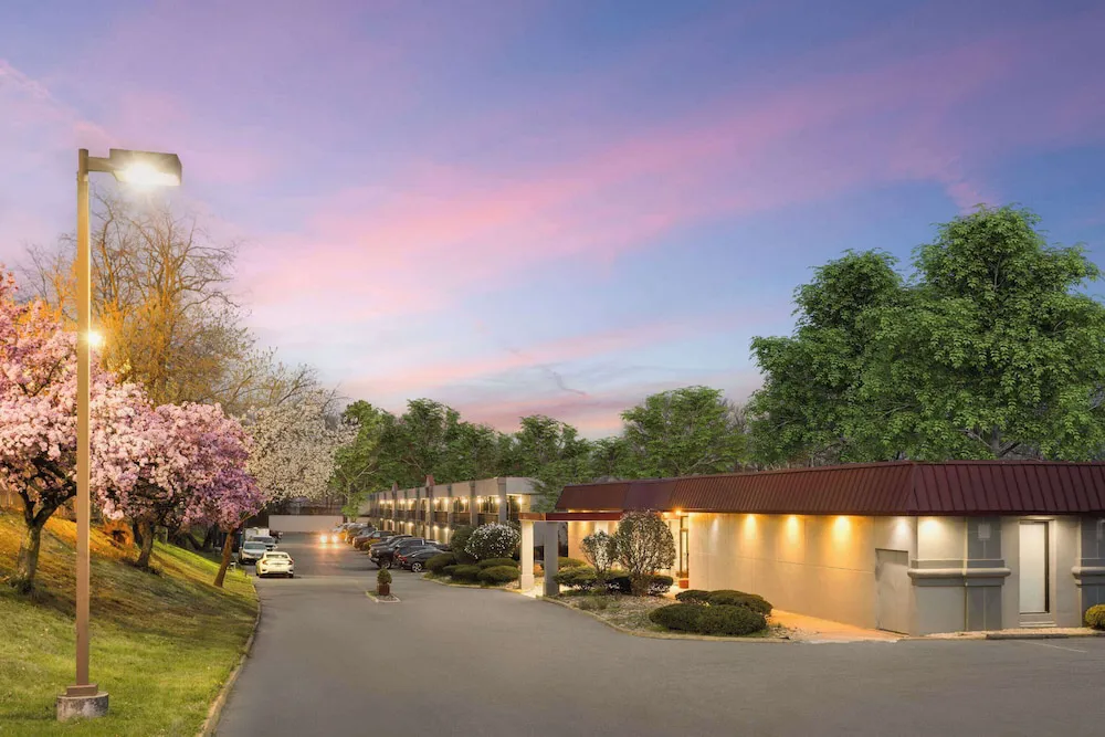 Days Inn by Wyndham Pottstown hotel hero