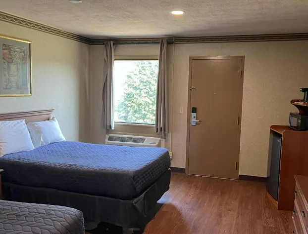 Magnuson Grand Harrisburg hotel detail image 4