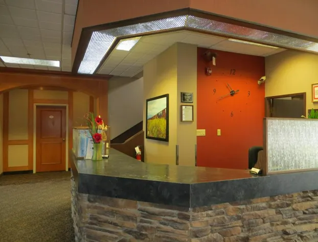 Athabasca Valley Inn & Suites hotel detail image 3