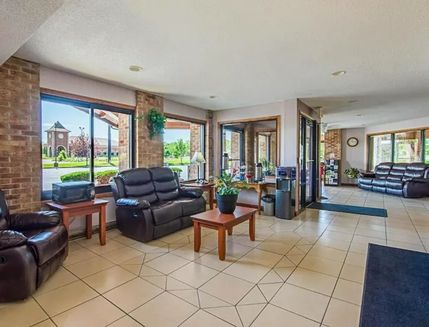 Royal Inn Suites hotel detail image 1