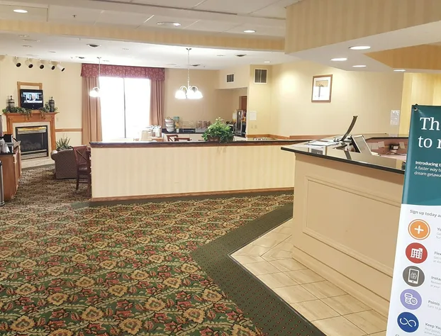 Quality Inn & Suites Near Amish Country hotel detail image 2