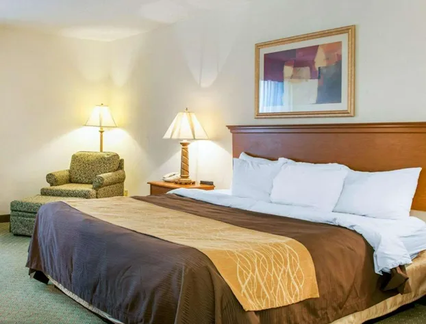 Quality Inn & Suites Near Amish Country hotel detail image 4