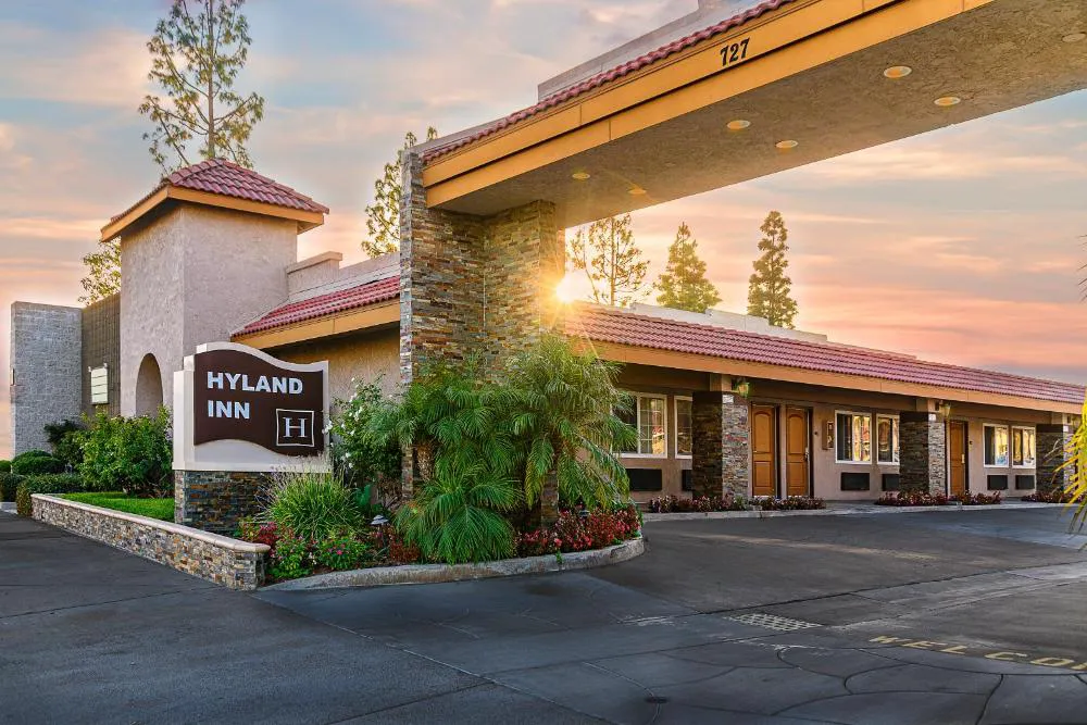 Hyland Motel Brea hotel hero