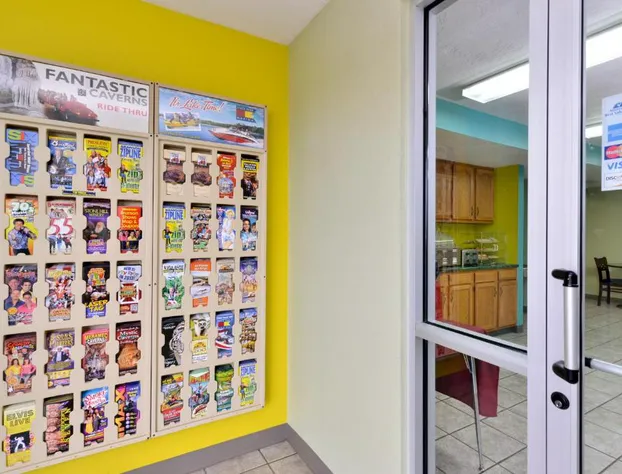 Americas Best Value Inn Seymour hotel detail image 3