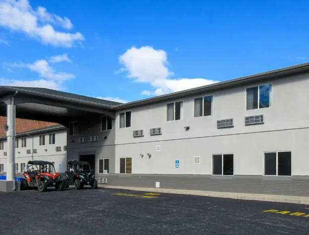 Quality Inn & Suites Salina National Forest Area hotel detail image 4