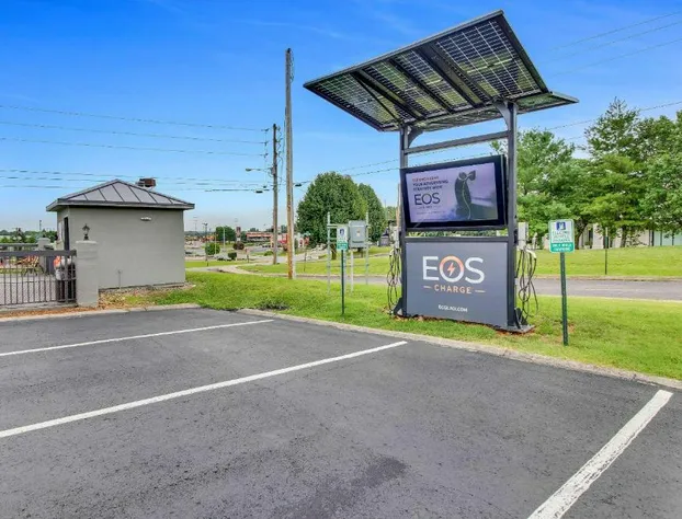 Quality Inn White House hotel detail image 4