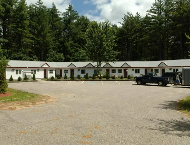 Saco River Motor Lodge & Suites hotel detail image 4