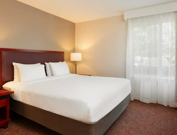 Larkspur Landing Extended Stay Suites Sunnyvale hotel detail image 2