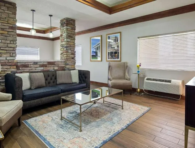 Best Western Inn & Suites hotel detail image 4