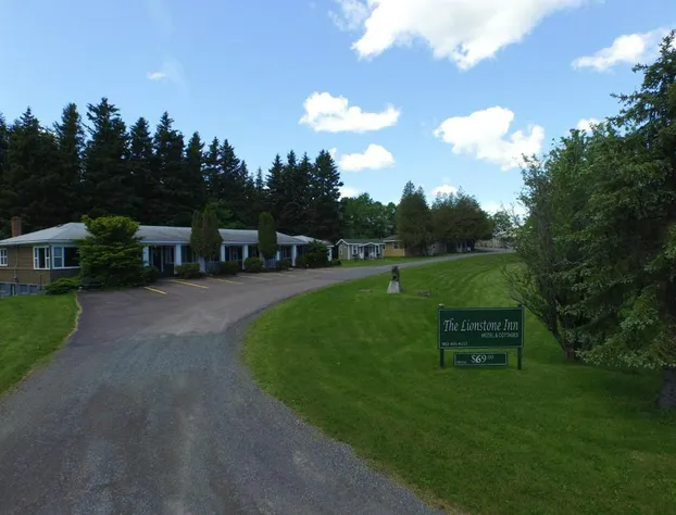 The Lionstone Inn Motel and Cottages hotel detail image 3