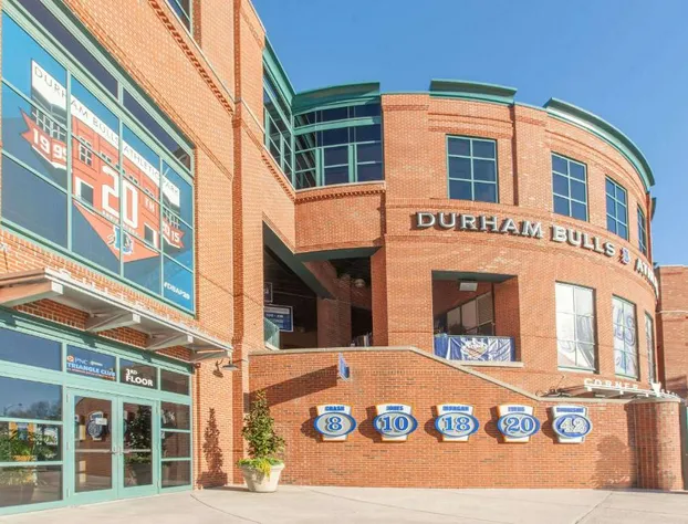 Super 8 by Wyndham Durham/University Area NC hotel detail image 3