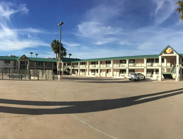 Days Inn by Wyndham Safford, AZ hotel detail image 2