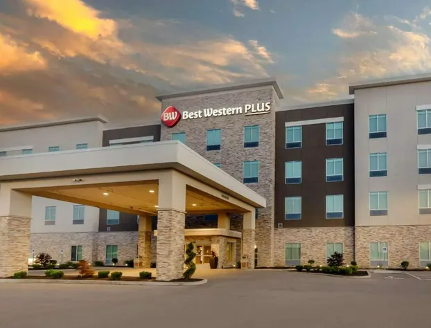 Best Western Plus St. Louis Airport Hotel hotel detail image 1