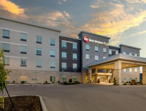 Best Western Plus St. Louis Airport Hotel hotel detail image 2