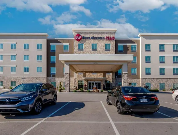 Best Western Plus St. Louis Airport Hotel hotel detail image 4