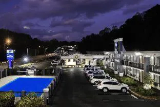 Best Western Asheville Blue Ridge Parkway hotel detail image 1