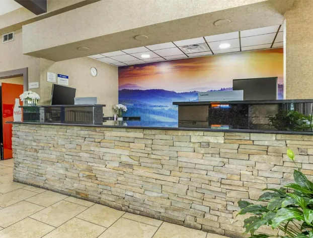 Best Western Asheville Blue Ridge Parkway hotel detail image 3