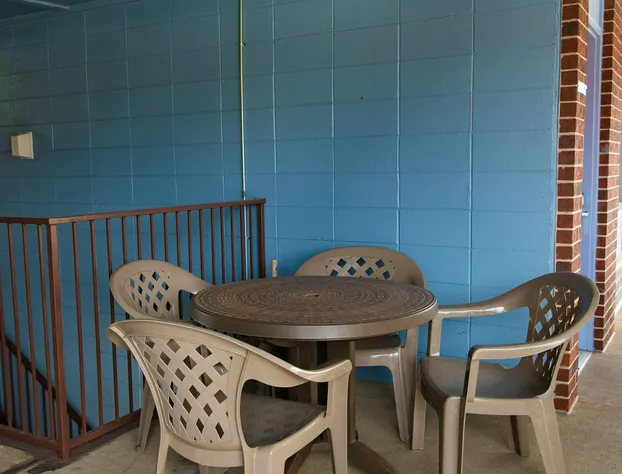 Express Inn hotel detail image 3